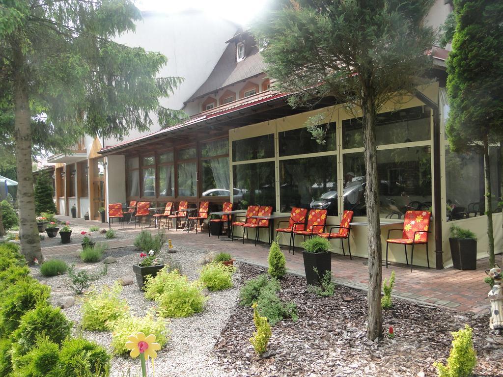 Dworek Familijny Kolobrzeg Exterior photo